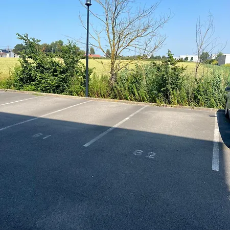 아파트 Lumineux Avec Bow-window Et Vue Sur La Nature, Confort Avec Deux Places De Parking Privees Et Acces Avec Ascenseur 콘켈